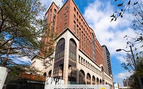 Sol Hotel